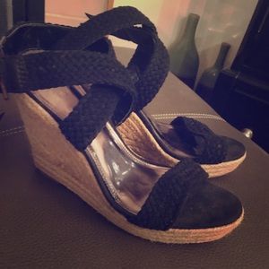 Black wedge rope sandals